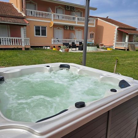 Riposo Studios & Apartments Kavos Bagian luar foto
