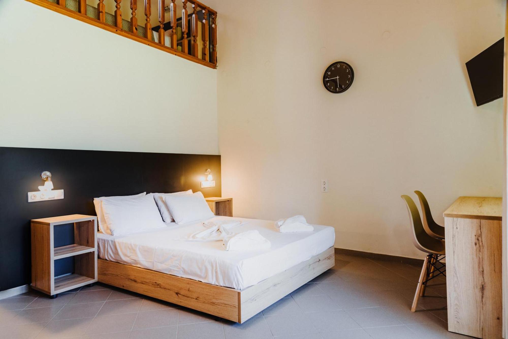 Riposo Studios & Apartments Kavos Bagian luar foto