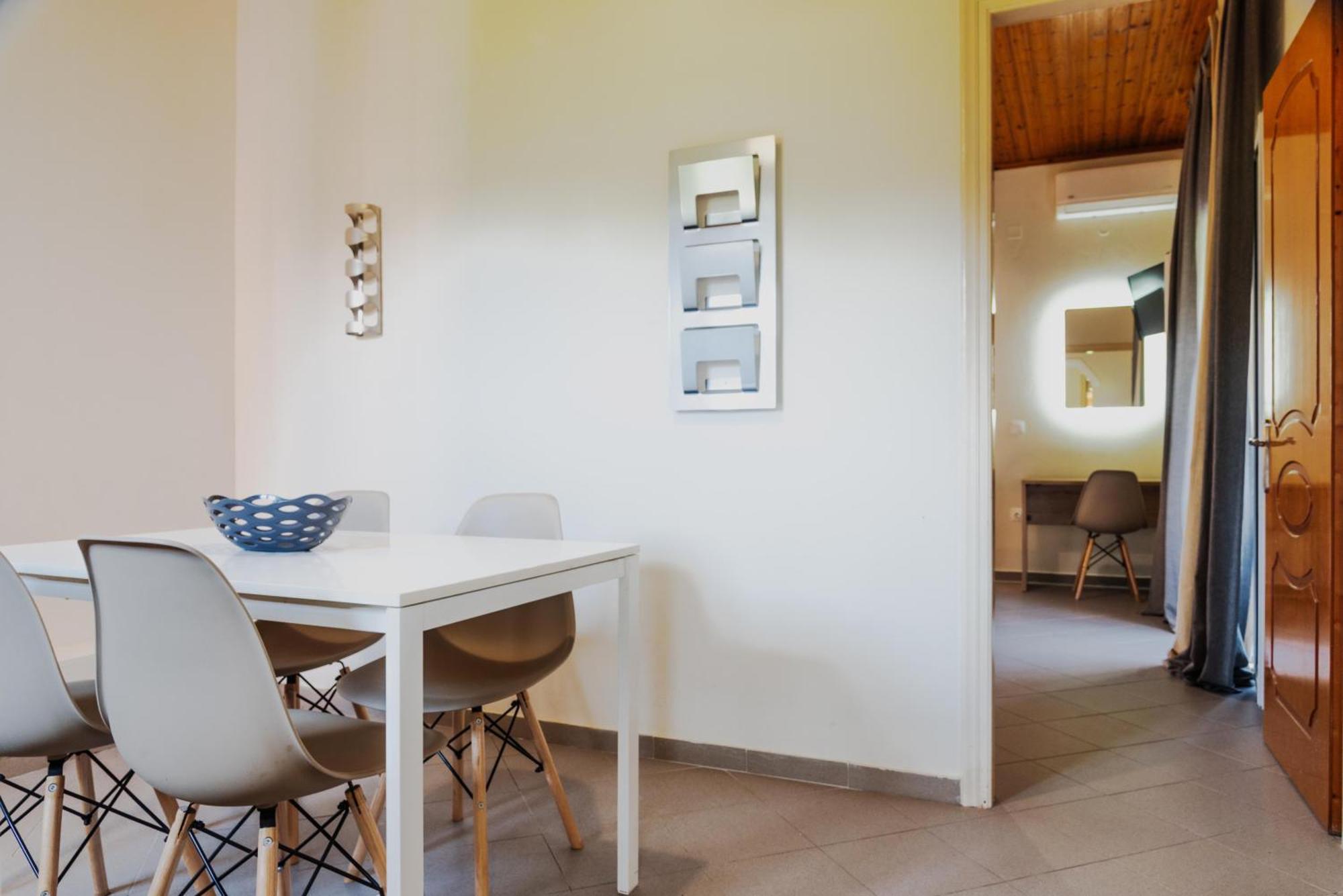 Riposo Studios & Apartments Kavos Bagian luar foto