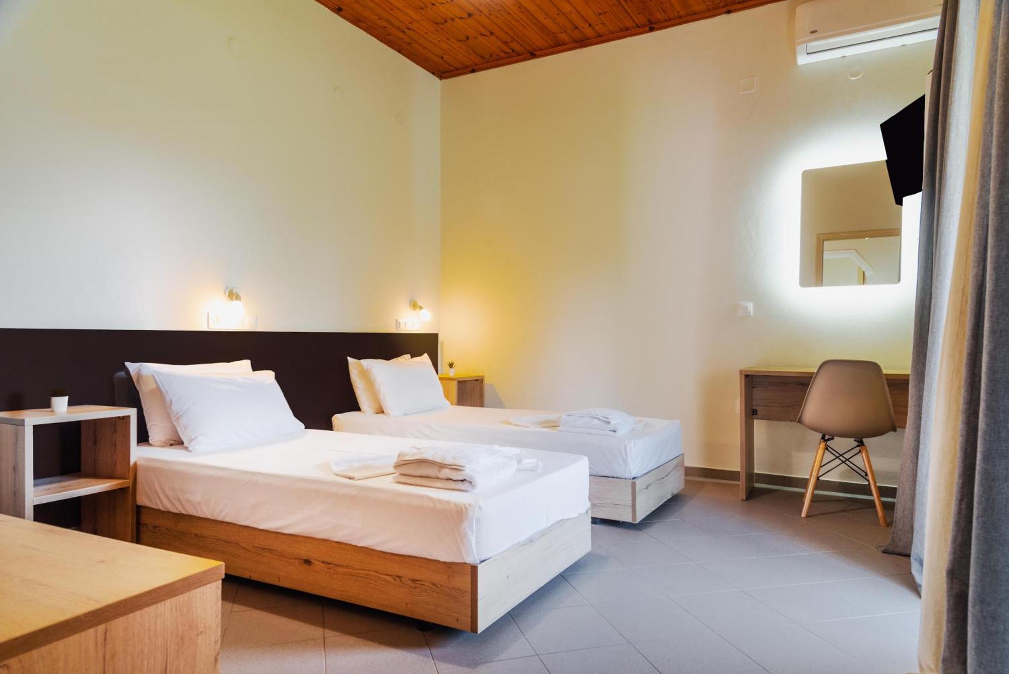 Riposo Studios & Apartments Kavos Bagian luar foto