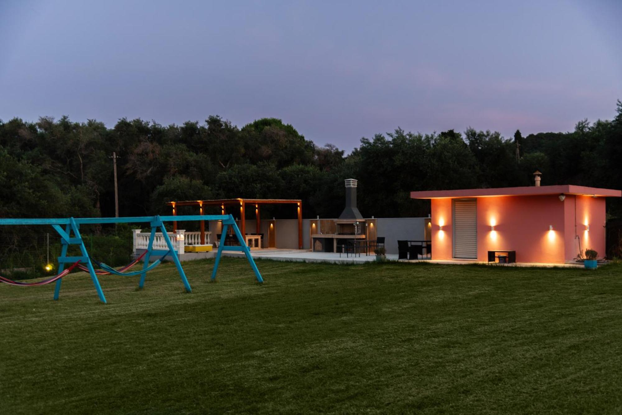 Riposo Studios & Apartments Kavos Bagian luar foto